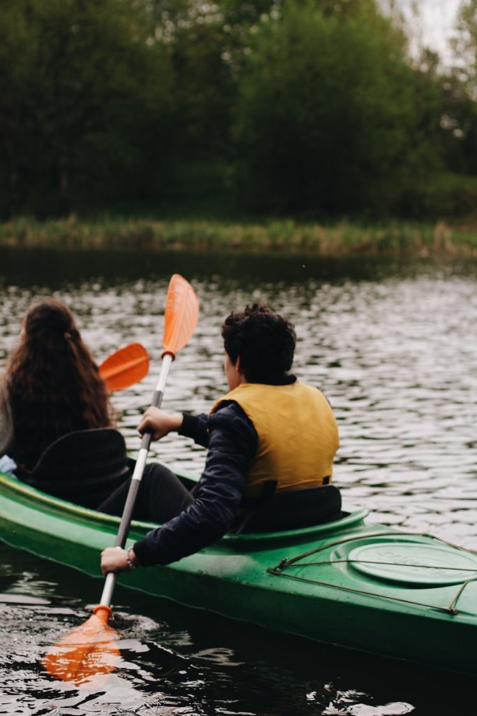 Best Places to Kayak in Illinois have the proper safety equipment