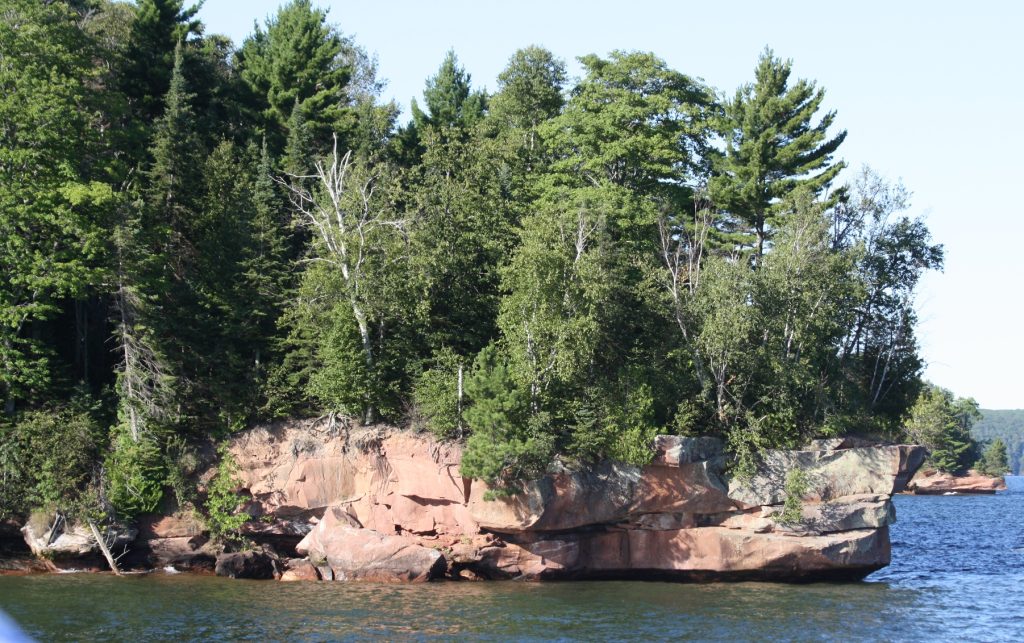 Best National Parks in Wisconsin: A Guide to Breathtaking Natural Beauty Best National Parks in Wisconsin: A Guide to Breathtaking Natural Beauty